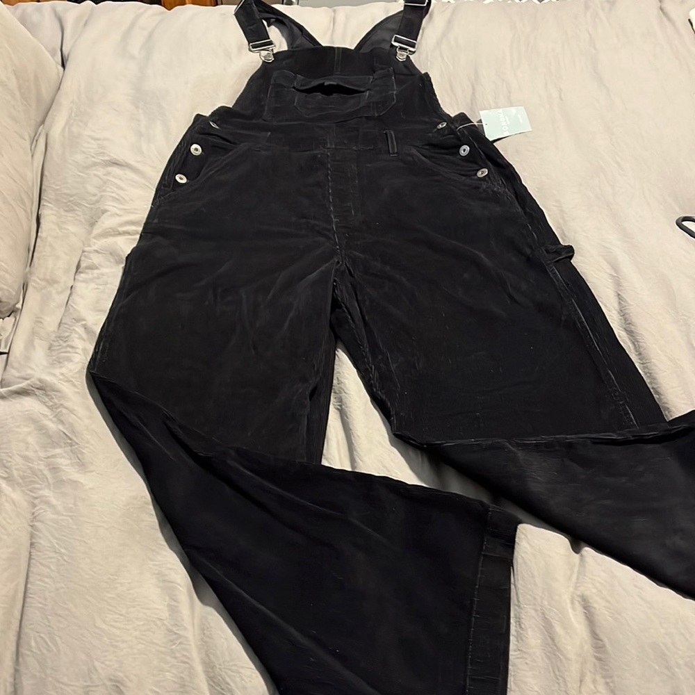 ☀️Sonoma women’s black corduroy overalls, size large☀️ New with tags